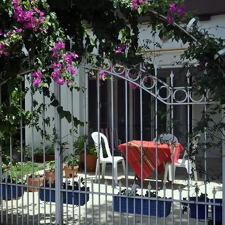 Casablanca Aparthotel Bahtili